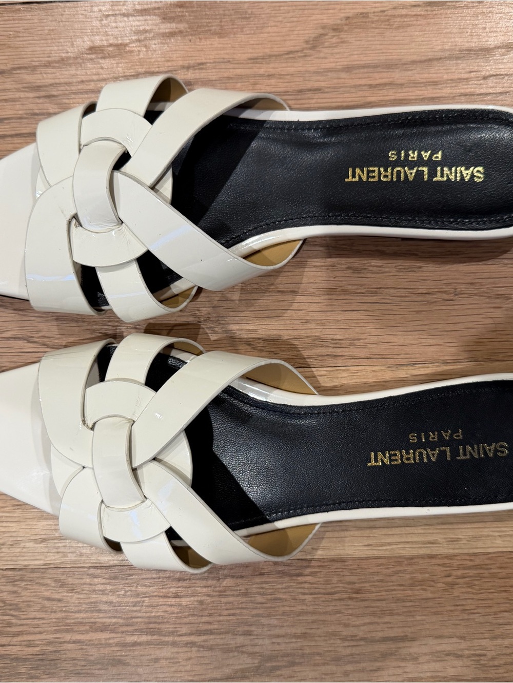 Saint Laurent Paris Cream Patent Leather Tribute Flat Slides Size 39 - Picture 3 of 7